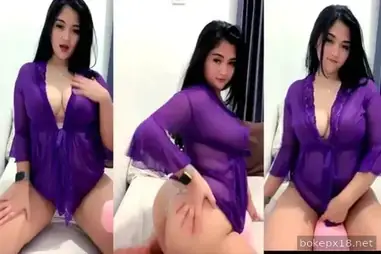 Cewek Chubby Cantik Masturbasi Menggoda